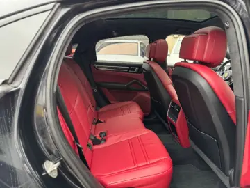 Cayenne Coupe GTS APPROVED PANO SPORT-CHRO