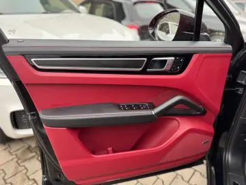 Cayenne Coupe GTS APPROVED PANO SPORT-CHRO