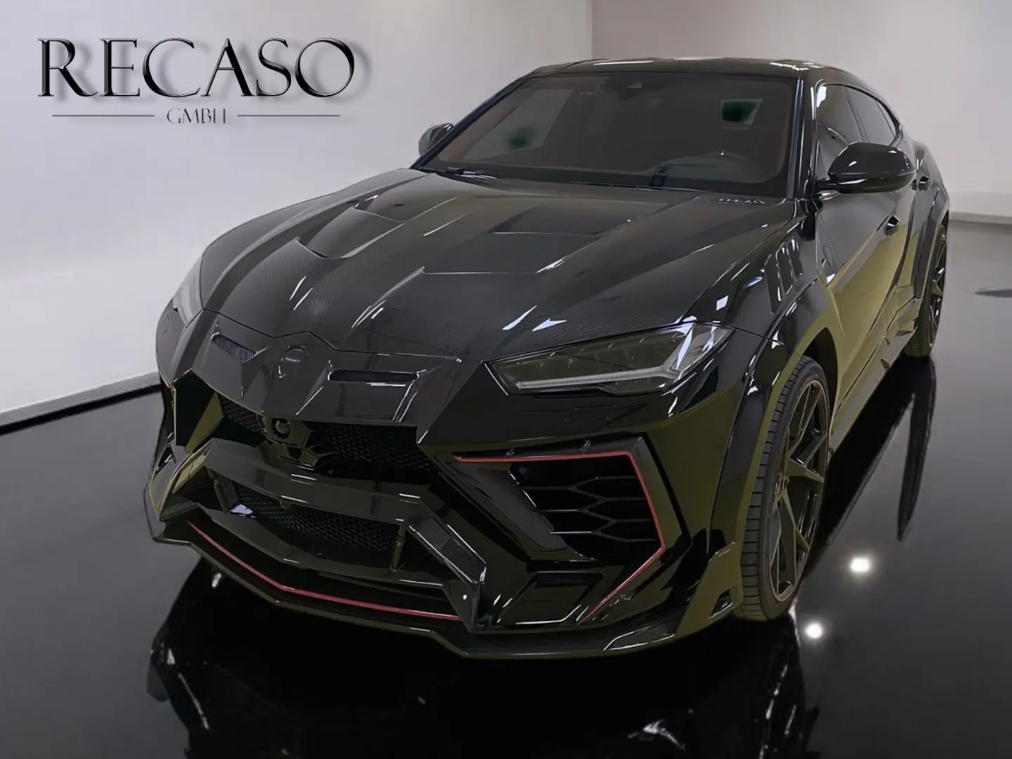 Urus  MANSORY VENATUS CARBON PANO B&O