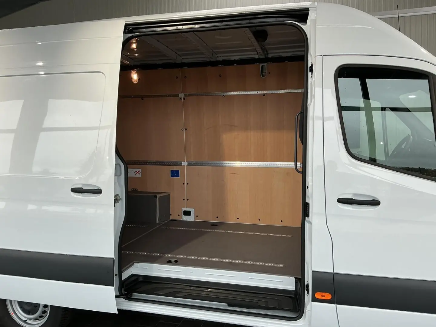 Sprinter 317 L2 H2 Navi 360  Automatik AHK Klima
