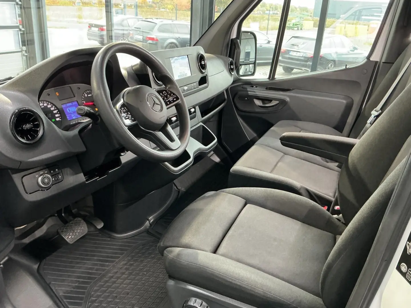 Sprinter 317 L2 H2 Navi 360  Automatik AHK Klima