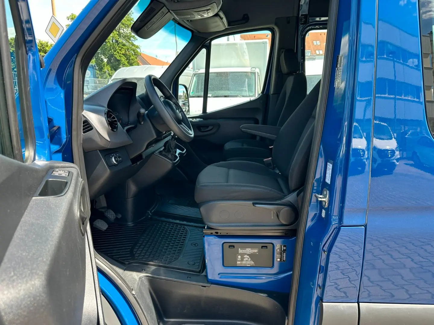 Sprinter Mixto DOKA 5Sitzer 317 CDI L2H2 Klima