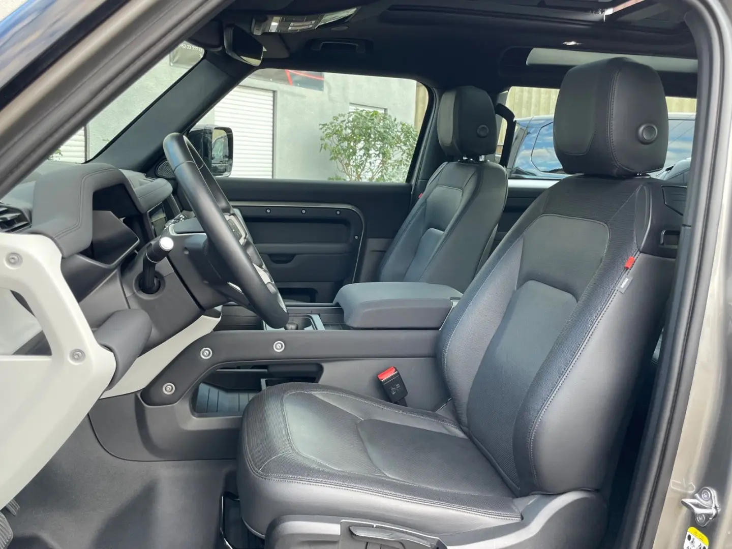 Defender 90 D250 X-Dynamic Pano HuD AHK Luft TOP