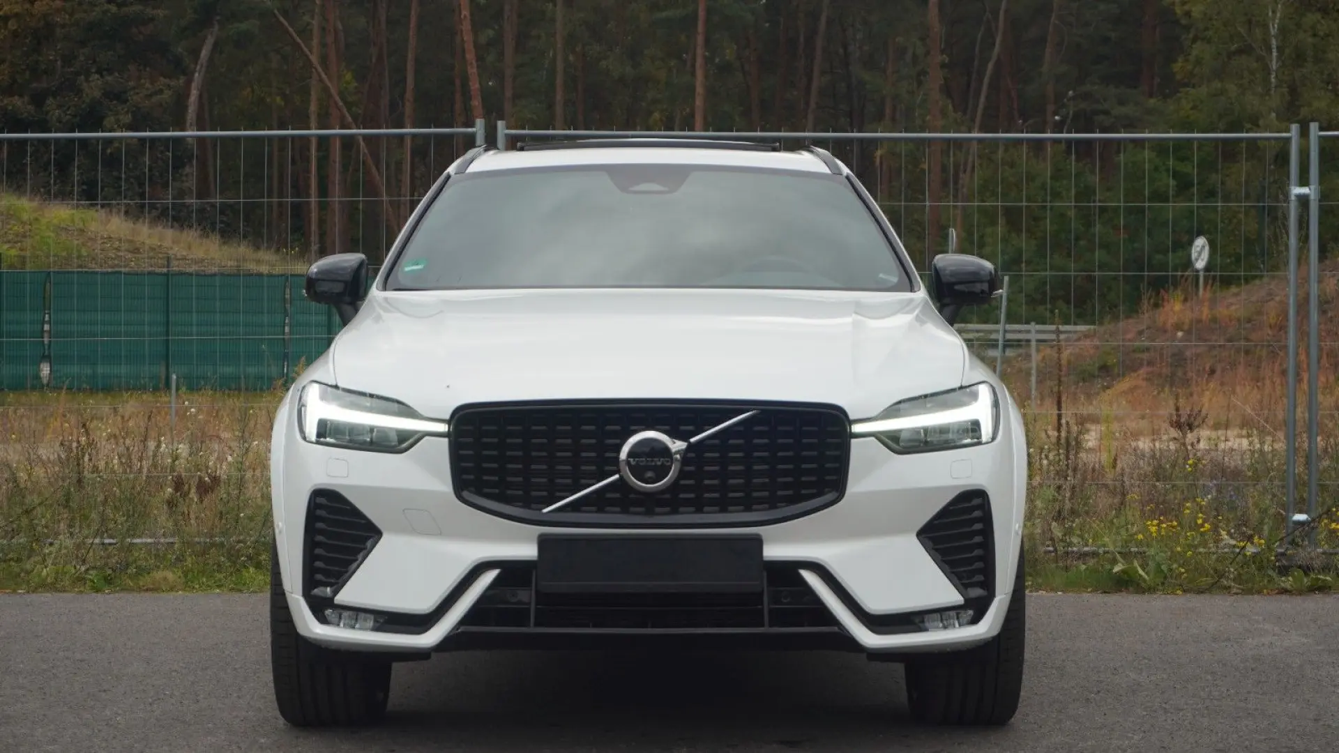 XC60 B5 R-Design Pano 360  Massage Nappa ACC 22