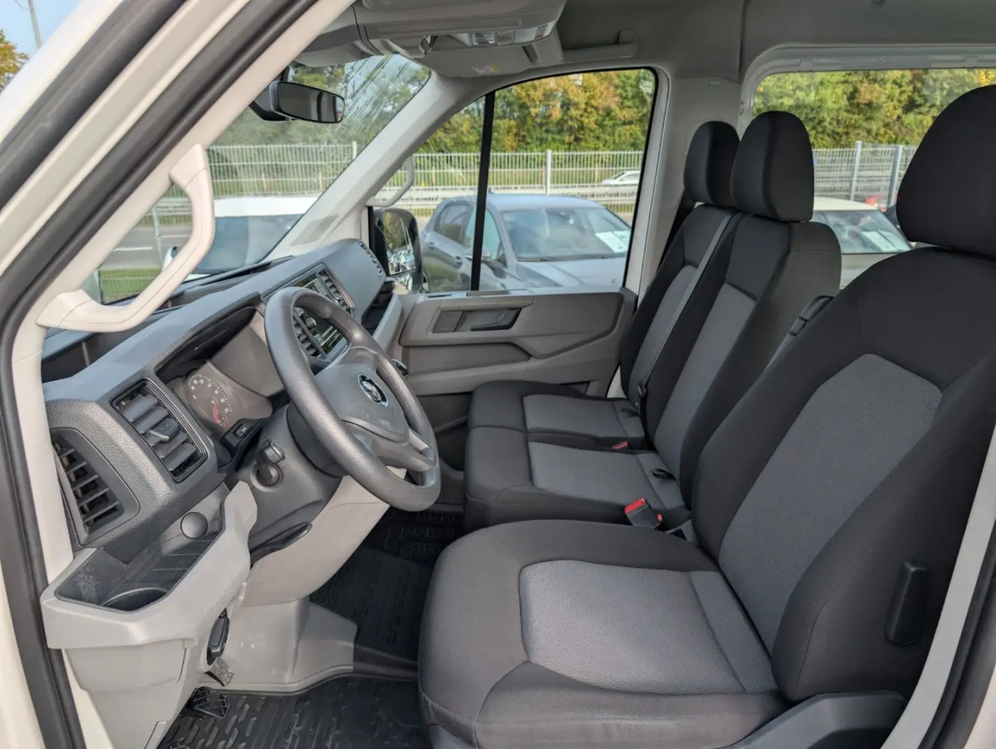 Crafter Kombi 35 TDI Systemboden 6-Sitzer