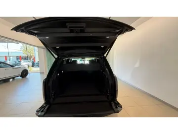 Land Rover Range Rover P550e Autobiography BLACK AHK 22