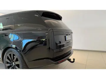Land Rover Range Rover P550e Autobiography BLACK AHK 22