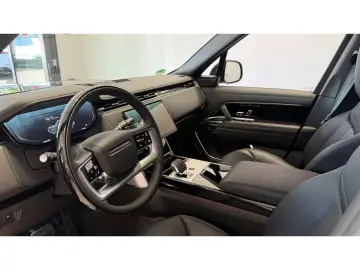 Land Rover Range Rover P550e Autobiography BLACK AHK 22