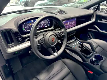 CAYENNE S COUPE SPORT-DESIGN PDCC B-DISPLAY 22