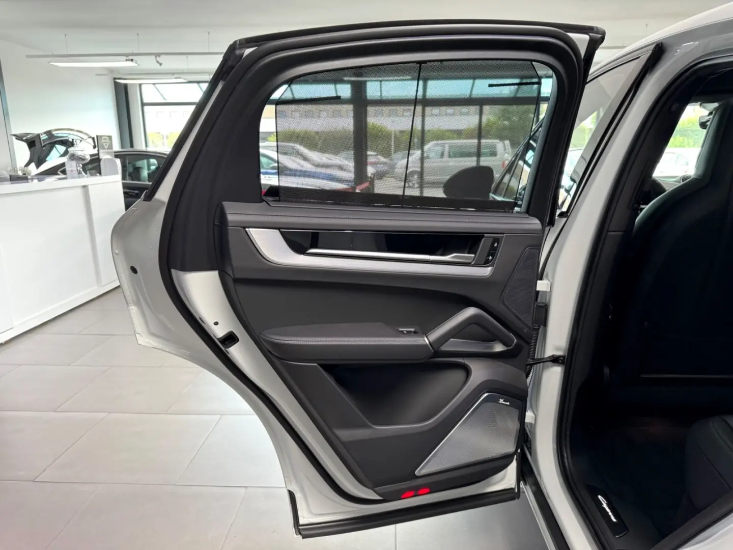 CAYENNE S COUPE SPORT-DESIGN PDCC B-DISPLAY 22