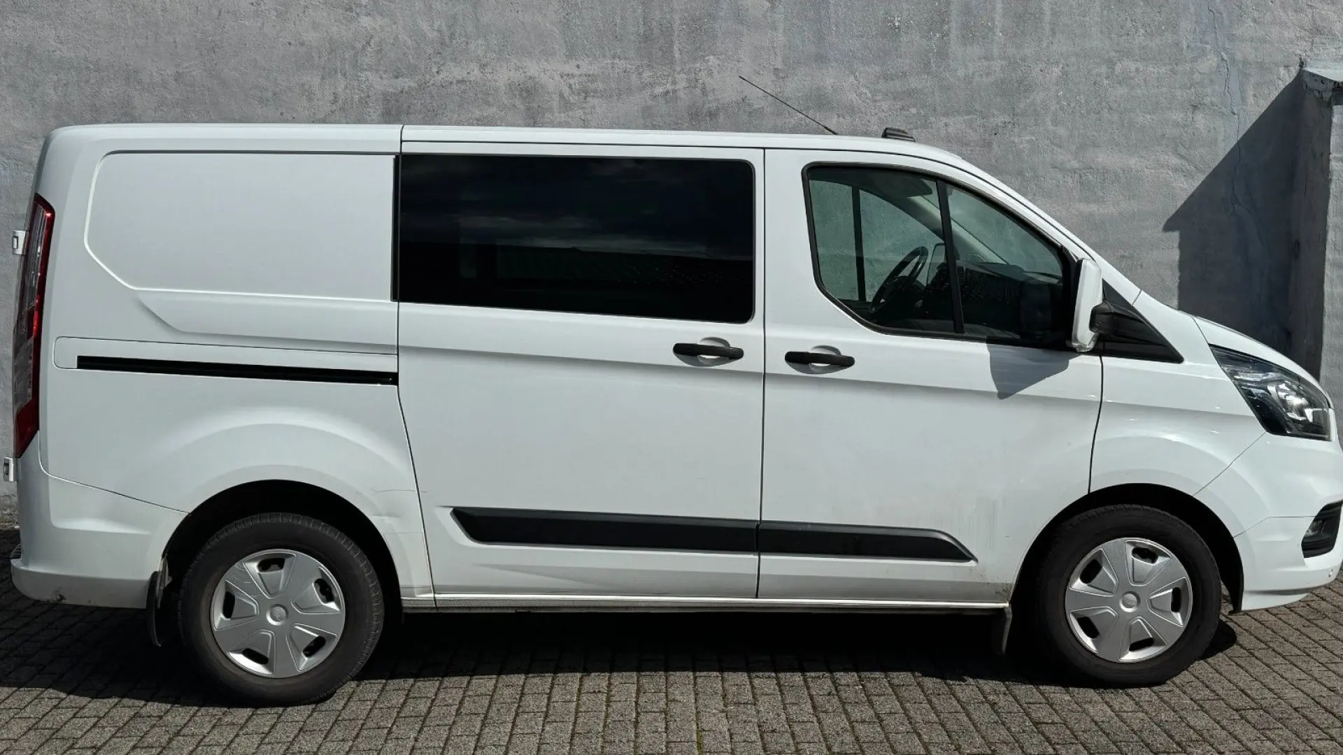 Transit Custom Trend Hybrid