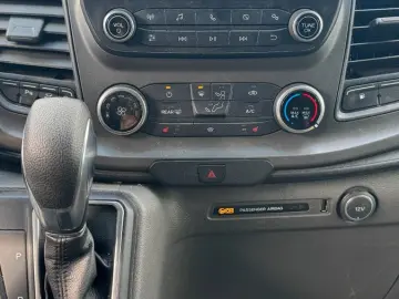 Transit Custom Trend Hybrid