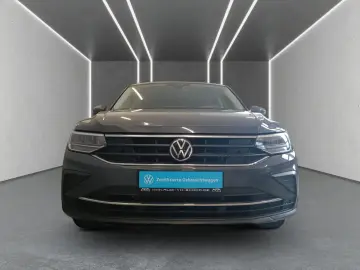 Tiguan 1.5 TSI Life DSG Navi LED ACC LaneAssist