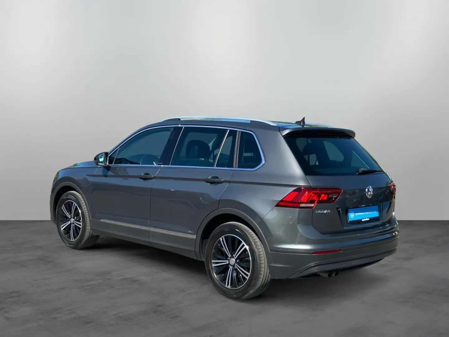Tiguan IQ Drive 1.5 TSI DSG   AHK  LED  ACC  HuD