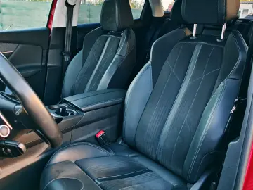 Peugeot 3008 1.2 PureTech Crossway