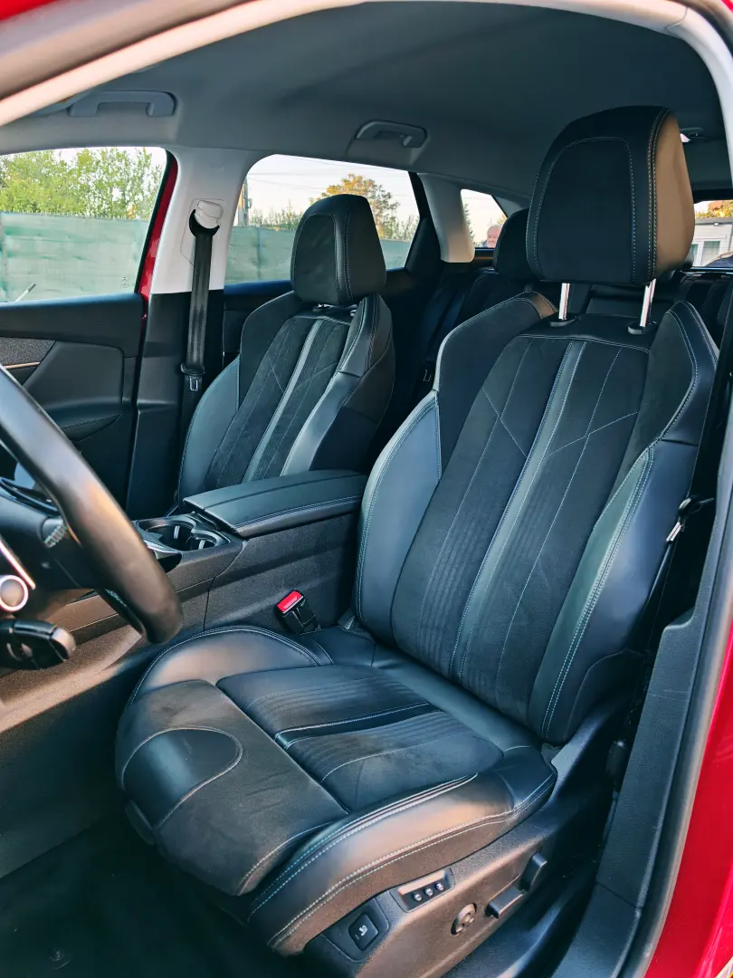 Peugeot 3008 1.2 PureTech Crossway