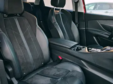 Peugeot 3008 1.2 PureTech Crossway