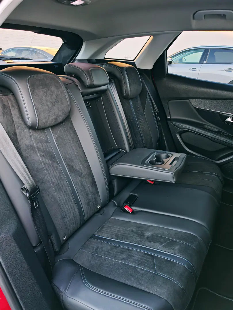 Peugeot 3008 1.2 PureTech Crossway