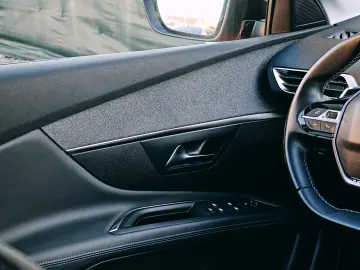 Peugeot 3008 1.2 PureTech Crossway