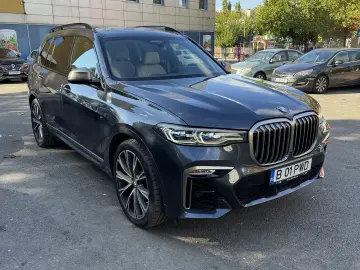 BMW X7 M50