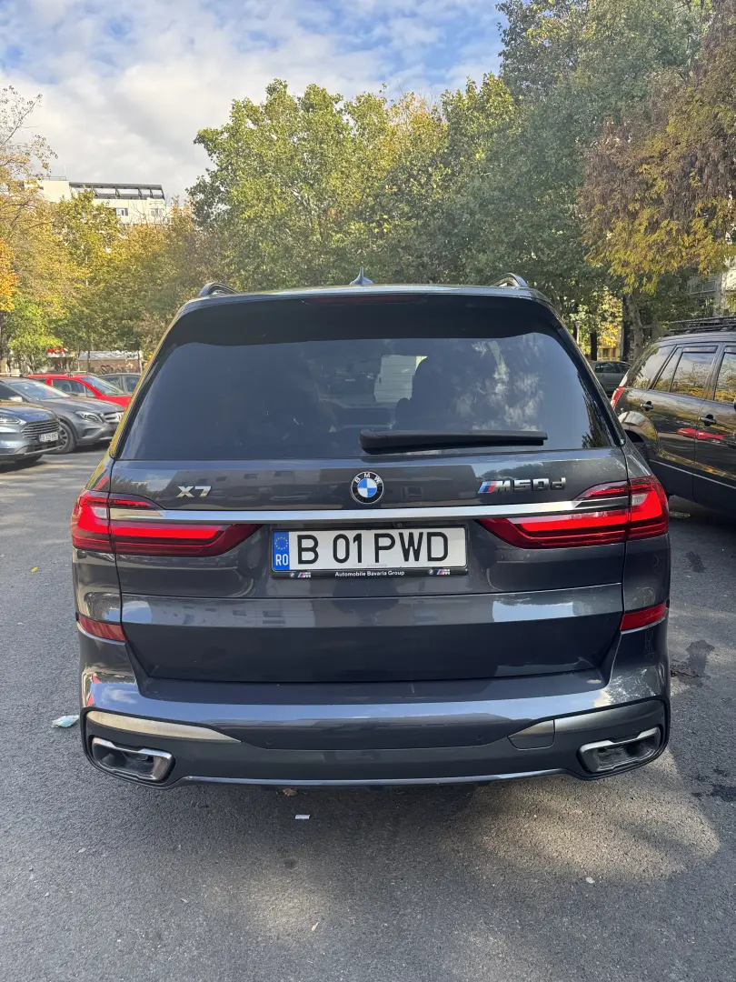 BMW X7 M50