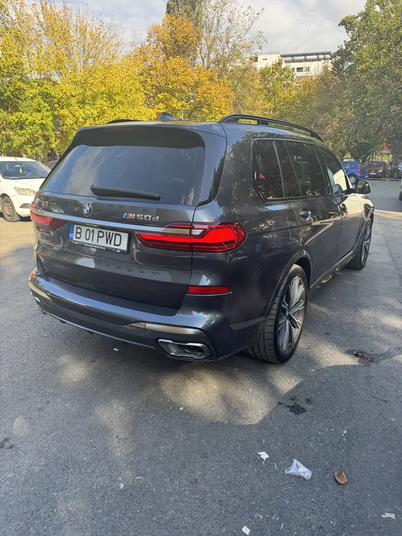BMW X7 M50