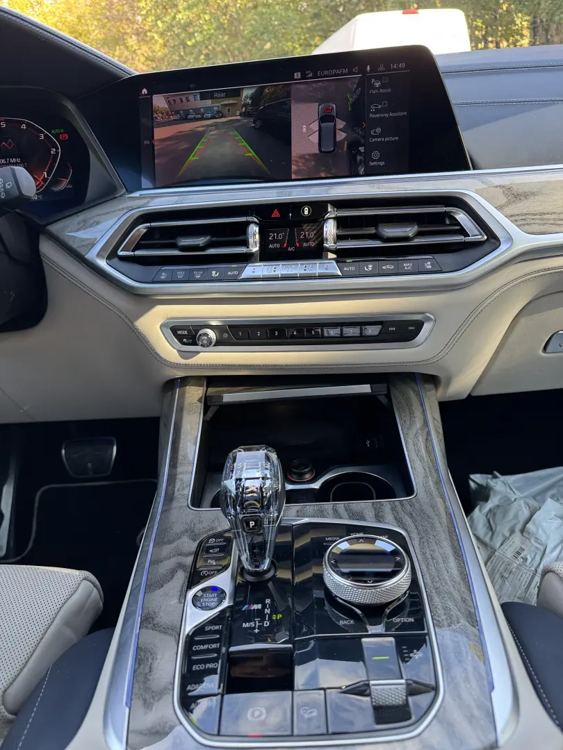 BMW X7 M50