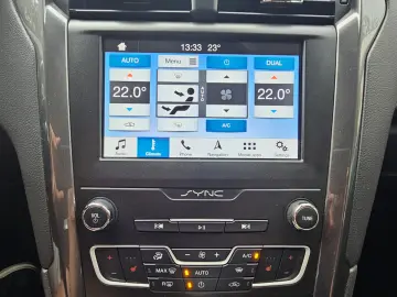 Ford Mondeo 1.5 EcoBoost 165 CP cutie automata