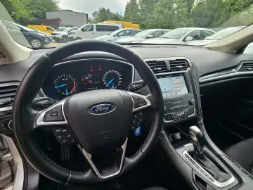 Ford Mondeo 1.5 EcoBoost 165 CP cutie automata