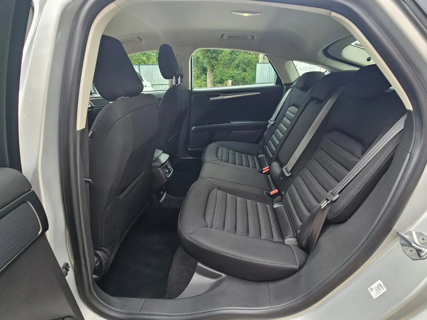 Ford Mondeo 1.5 EcoBoost 165 CP cutie automata