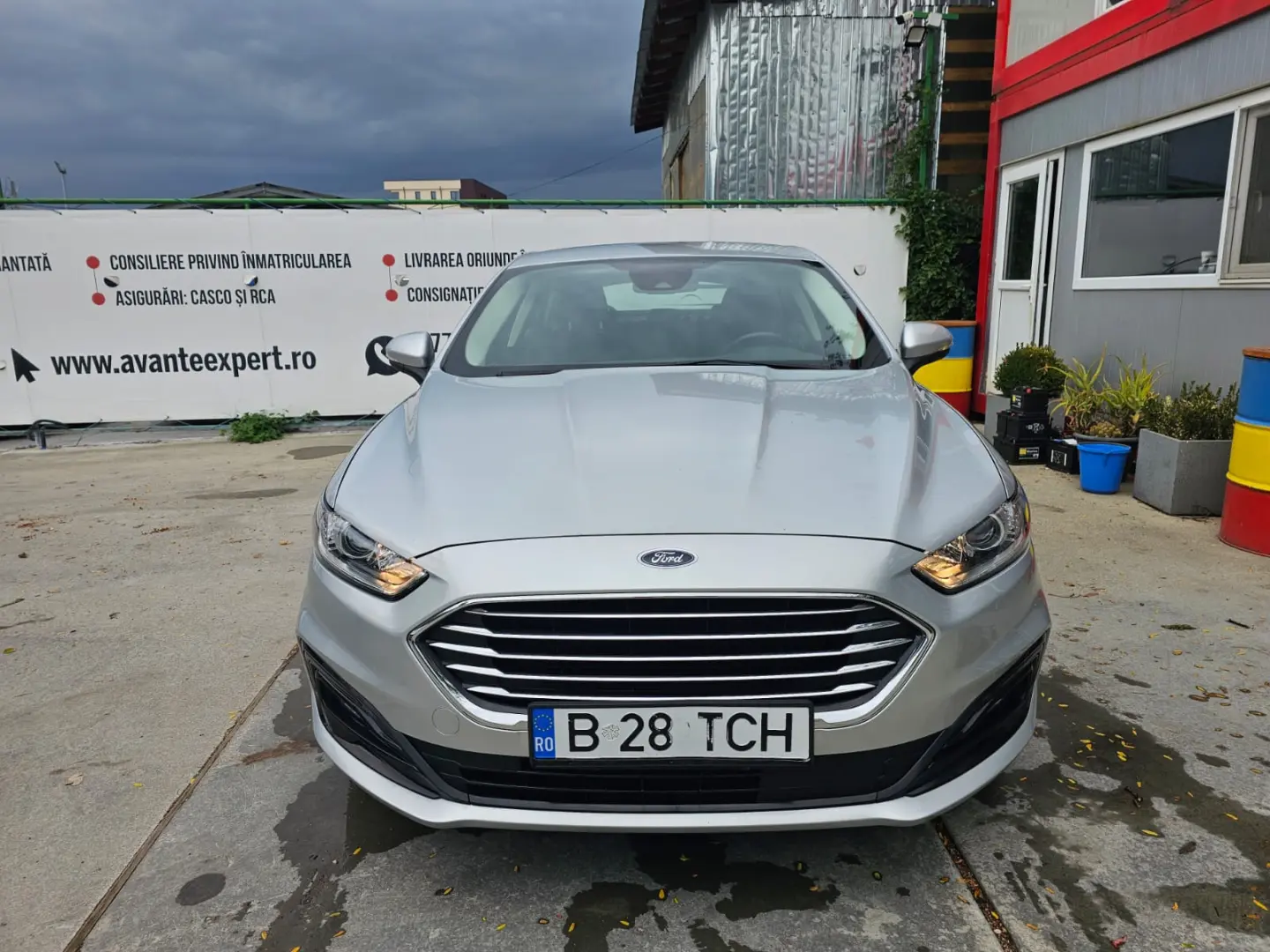Ford Mondeo 1.5 EcoBoost 165 CP cutie automata