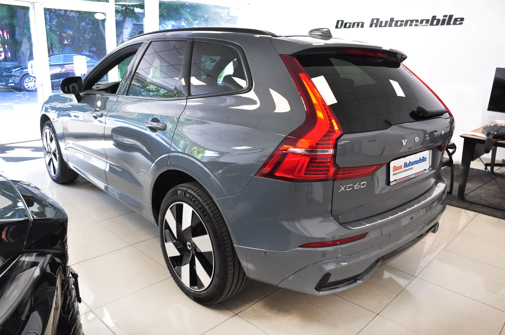 VOLVO XC 60 T6 RECHARGE 386 cp