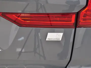 VOLVO XC 60 T6 RECHARGE 386 cp