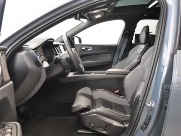 VOLVO XC 60 T6 RECHARGE 386 cp