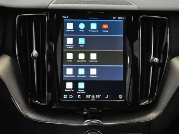 VOLVO XC 60 T6 RECHARGE 386 cp