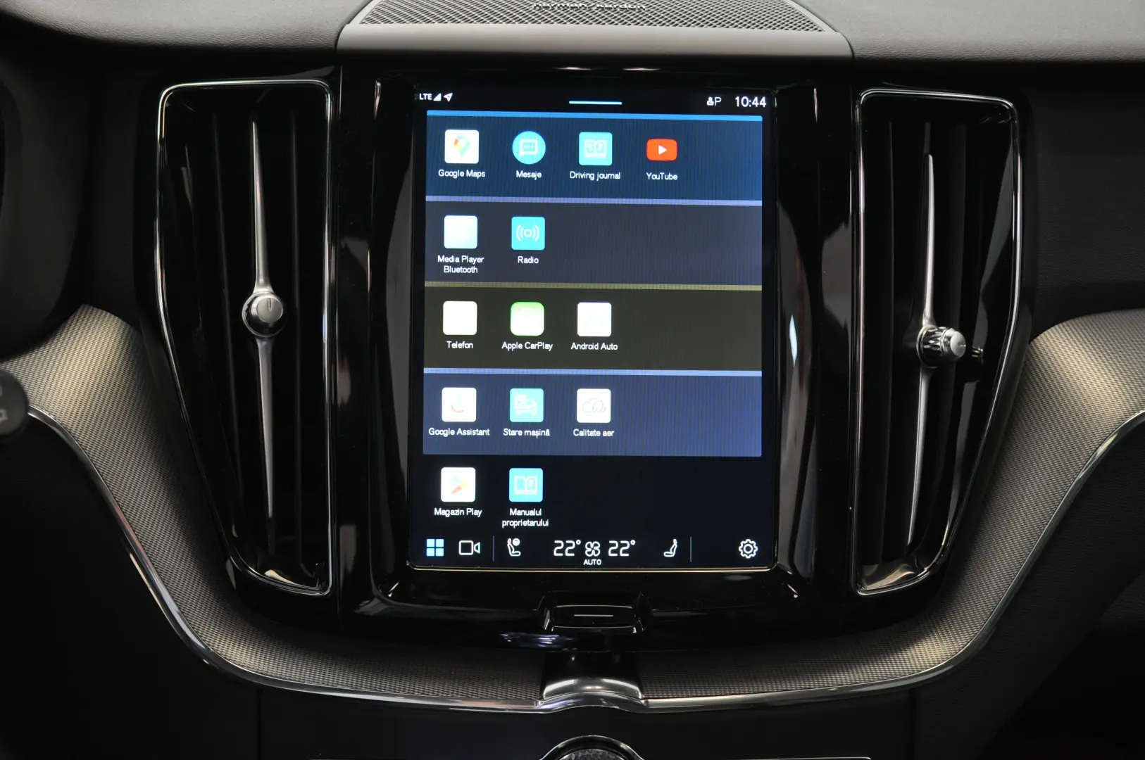 VOLVO XC 60 T6 RECHARGE 386 cp