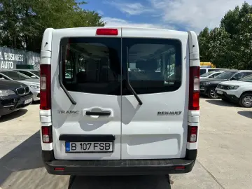 Renault Trafic 8 1 locuri 2.0 Blue dCi 120 CP