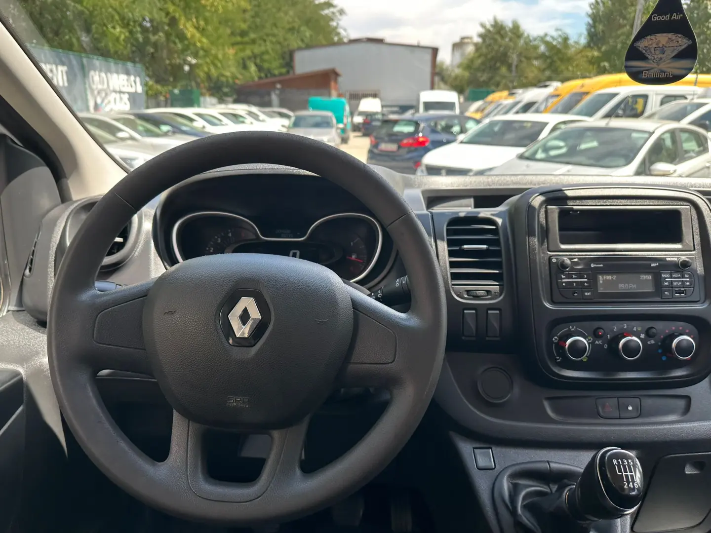 Renault Trafic 8 1 locuri 2.0 Blue dCi 120 CP