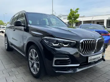 X5 xDrive45e xLine AHK 360 KomFZ 2 JAHRE GARANTI
