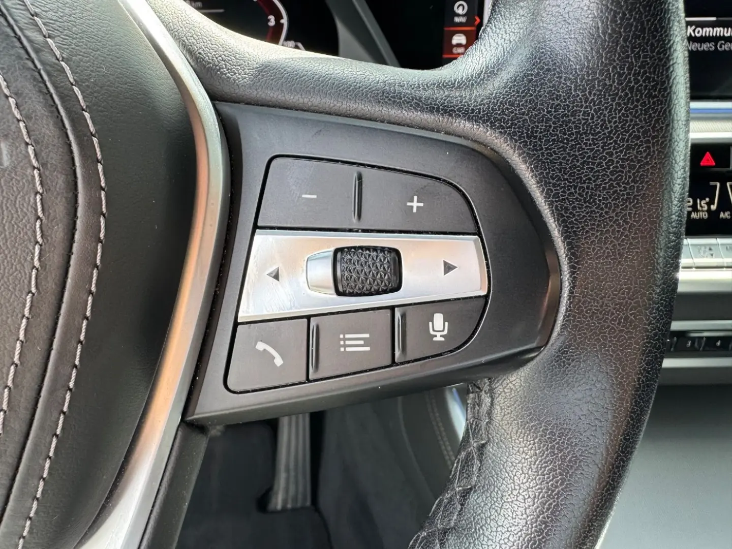 X5 xDrive45e xLine AHK 360 KomFZ 2 JAHRE GARANTI
