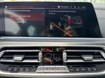 X5 xDrive45e xLine AHK 360 KomFZ 2 JAHRE GARANTI