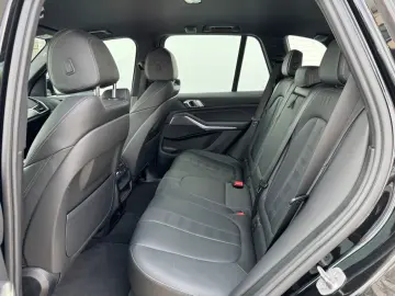 X5 xDrive45e xLine AHK 360 KomFZ 2 JAHRE GARANTI