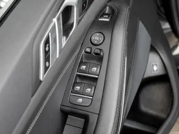 X5 xDrive45e Navi AHK ALARM RFK LED Memory Sport