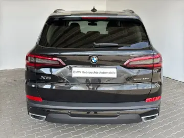 X5 xDrive45e Navi.Laser.HuD.HarKard.ACC.RFK.Pano