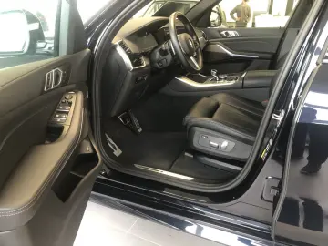 X5 xDrive 45e M-Sport AHK HUD ACC