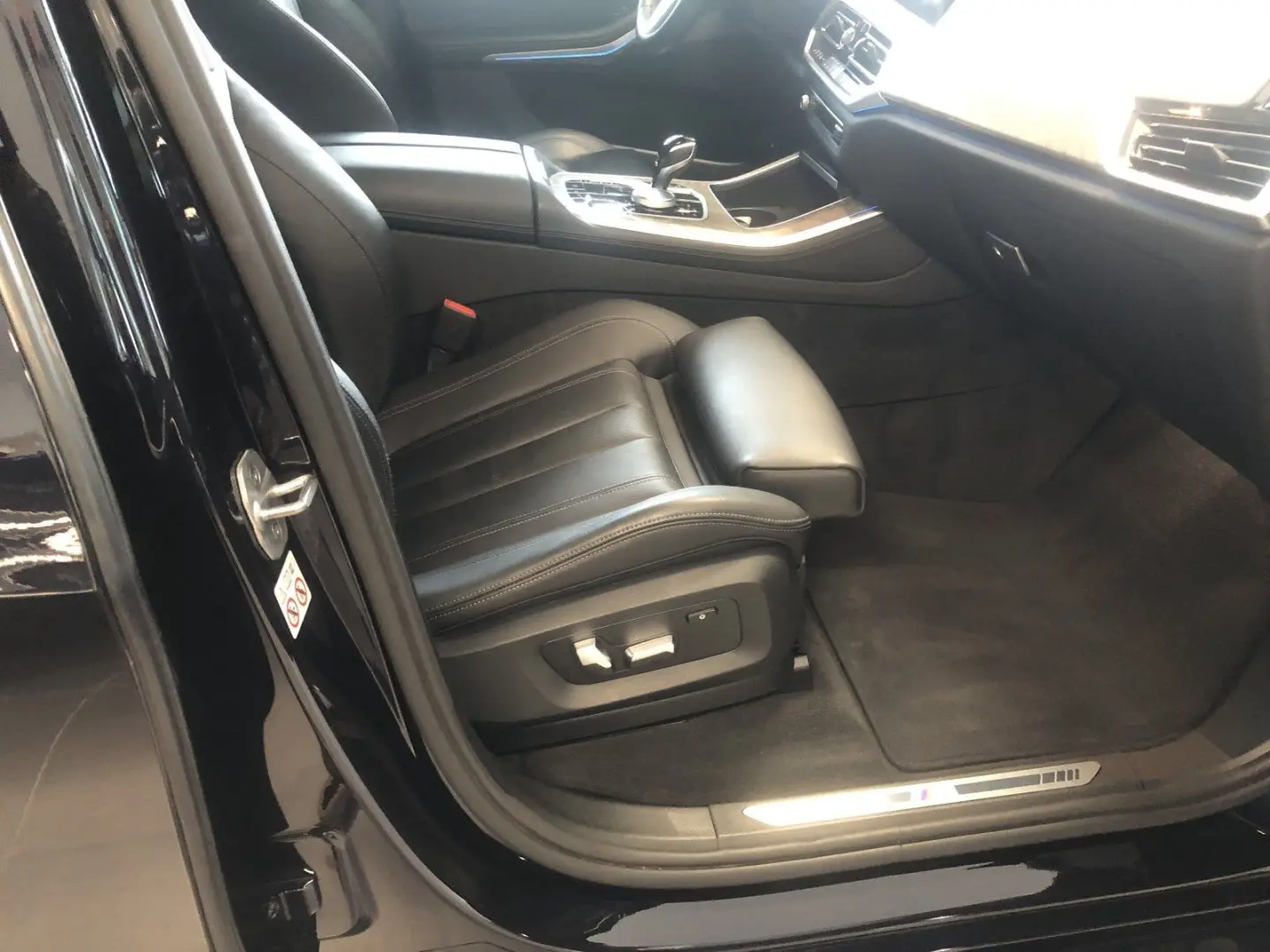 X5 xDrive 45e M-Sport AHK HUD ACC
