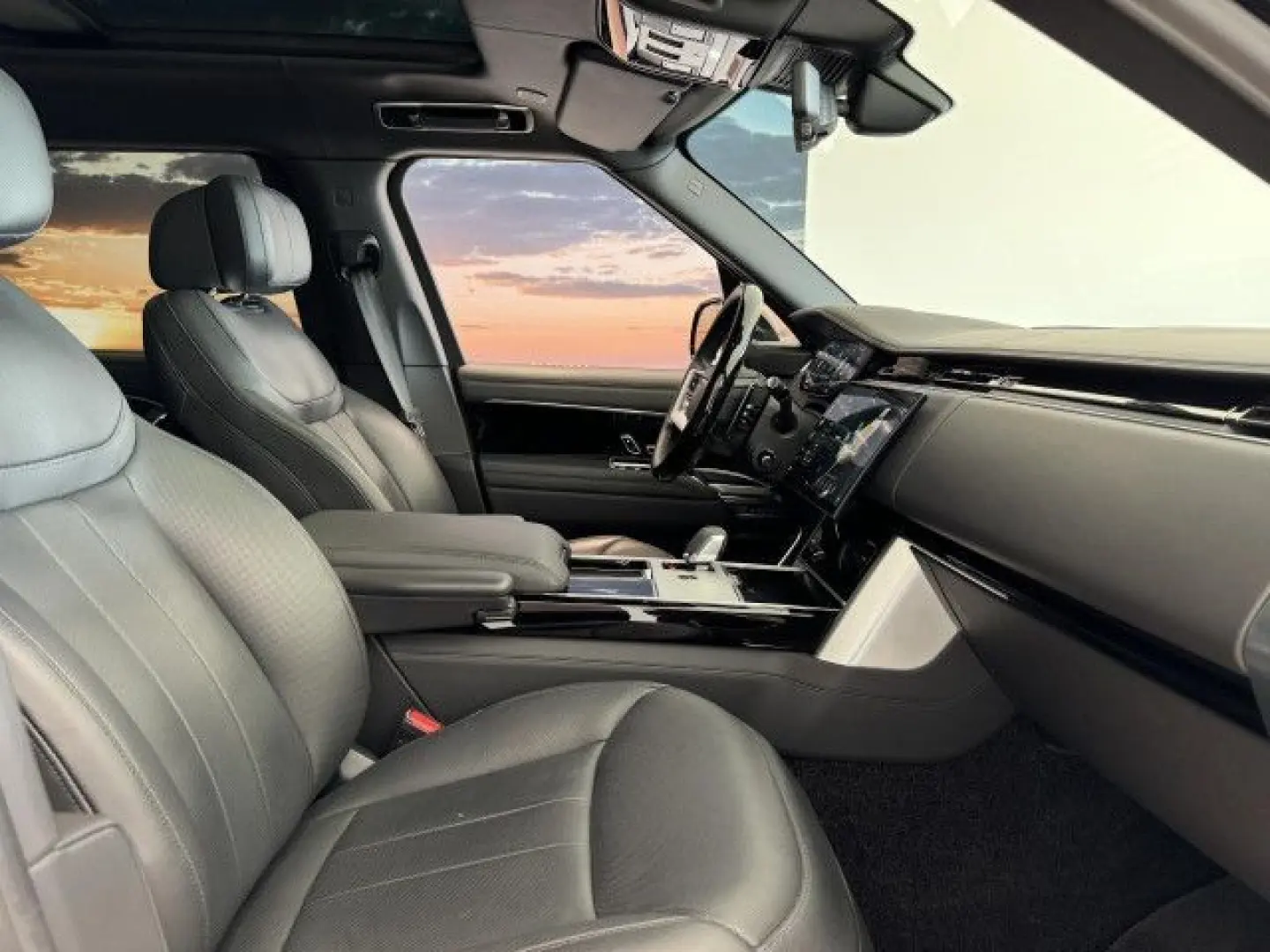 Range Rover P460e Hybrid LWB Autobio HUD Navi