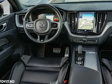 Volvo XC 60 Recharge T8 Twin Engine eAWD R-Design