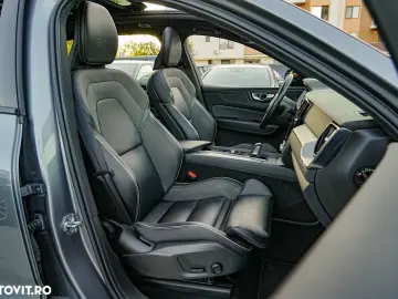 Volvo XC 60 Recharge T8 Twin Engine eAWD R-Design