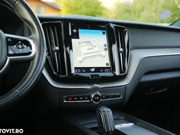 Volvo XC 60 Recharge T8 Twin Engine eAWD R-Design